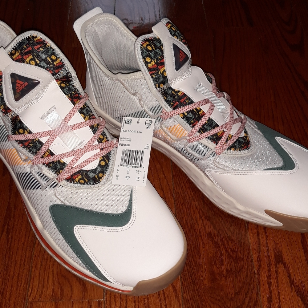 Adidas Pro Boost Low Men’s Basketball Sneakers